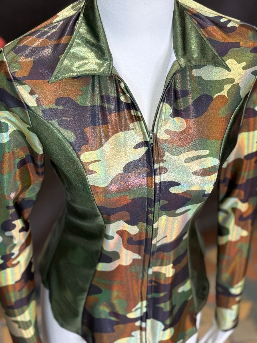 S - Holographic Camo Dolly Cut