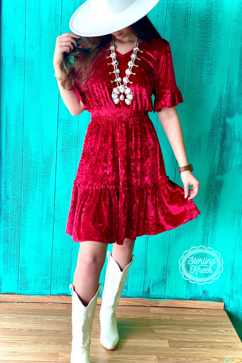 M - Sweetheart Red Velvet Dress